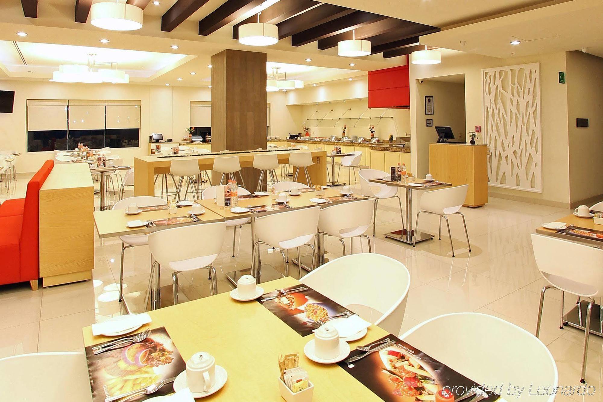 Fiesta Inn Coatzacoalcos Exterior photo