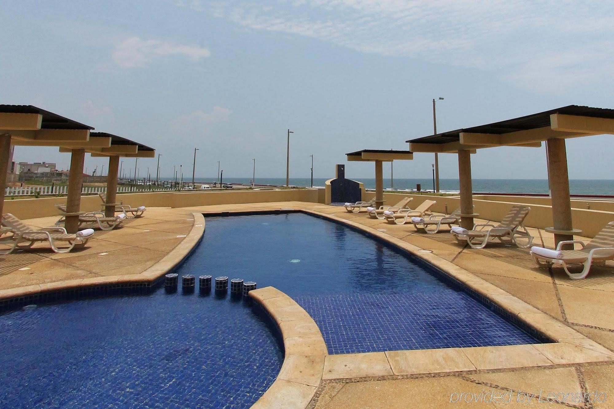 Fiesta Inn Coatzacoalcos Exterior photo