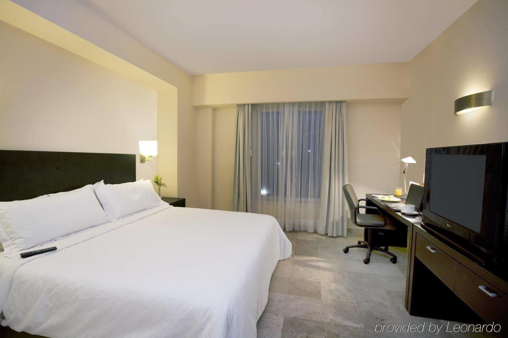 Fiesta Inn Coatzacoalcos Exterior photo