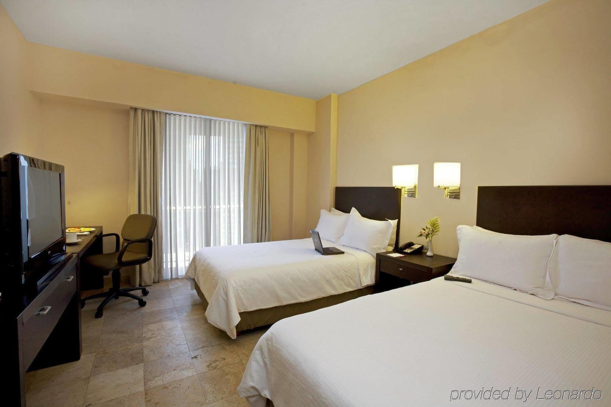 Fiesta Inn Coatzacoalcos Exterior photo